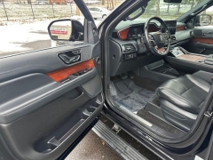 Used 2024  Lincoln Navigator L Premiere 4x4 at Drive Now Westlake near Westlake&comma; OH