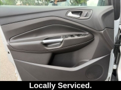 Used 2016  Ford Escape 4d SUV 4WD SE at Drive Now Westlake near Westlake&comma; OH