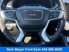 Used 2021  GMC Acadia FWD 4dr SLT at Drive Now Westlake near Westlake&comma; OH