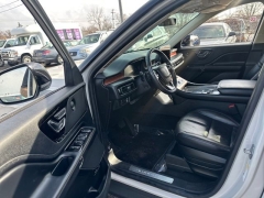 Used 2023  Lincoln Aviator Reserve AWD at Drive Now Westlake near Westlake&comma; OH