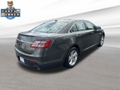 Used 2018  Ford Taurus 4d Sedan FWD SE at Drive Now Westlake near Westlake&comma; OH