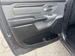 Used 2019  Ram 1500 Big Horn&sol;Lone Star 4x4 Crew Cab 5'7" Box at Drive Now Westlake near Westlake&comma; OH