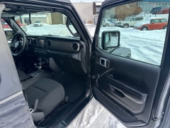 Used 2018  Jeep Wrangler Sport 4x4 at Drive Now Westlake near Westlake&comma; OH