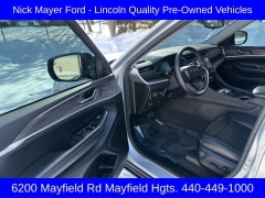 Used 2024  Jeep Grand Cherokee L Limited 4x4 at Drive Now Westlake near Westlake&comma; OH