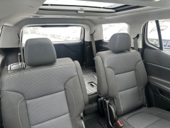 Used 2022  GMC Acadia AWD 4dr SLE at Drive Now Westlake near Westlake&comma; OH