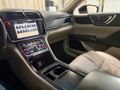 Used 2017  Lincoln Continental 4d Sedan AWD Select at Drive Now Westlake near Westlake&comma; OH