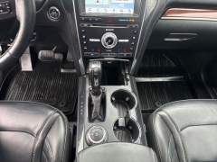 Used 2018  Ford Explorer 4d SUV 4WD Platinum at Drive Now Westlake near Westlake&comma; OH