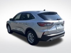 Used 2020  Ford Escape 4d SUV FWD SE at Drive Now Westlake near Westlake&comma; OH