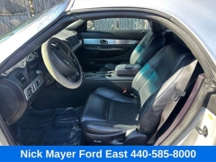 Used 2004  Ford Thunderbird 2dr Convertible at Drive Now Westlake near Westlake&comma; OH