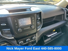 Used 2019  Ram 1500 Big Horn&sol;Lone Star 4x4 Crew Cab 5'7" Box at Drive Now Westlake near Westlake&comma; OH