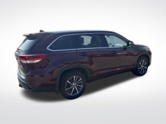 Used 2017  Toyota Highlander V6 AWD &lpar;Natl&rpar; at DriveNow Mayfield near Mayfield Heights&comma; OH
