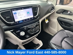 Used 2023  Chrysler Pacifica Touring L FWD at Drive Now Westlake near Westlake&comma; OH