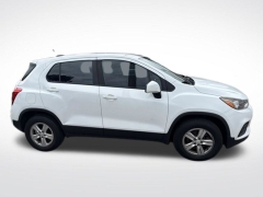 Used 2018  Chevrolet Trax 4d SUV AWD LS at Drive Now Westlake near Westlake&comma; OH