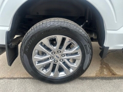 Used 2024  Ford F-150 XLT 4WD SuperCrew Box at DriveNow Mayfield near Mayfield Heights&comma; OH