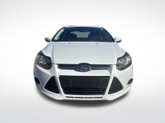 Used 2013  Ford Focus 4d Sedan SE at DriveNow Mayfield near Mayfield Heights&comma; OH