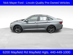 Used 2023  Volkswagen Jetta SE Auto at Drive Now Westlake near Westlake&comma; OH