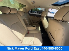 Used 2012  Lincoln MKZ 4d Sedan FWD at Drive Now Westlake near Westlake&comma; OH