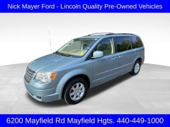Used 2010 Chrysler Town & Country 4d Wagon Touring at Drive Now Westlake near Westlake, OH