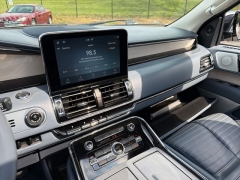 Used 2021  Lincoln Navigator L Black Label 4x4 at DriveNow Mayfield near Mayfield Heights&comma; OH