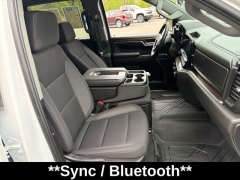 Used 2025  Chevrolet Silverado 1500 4WD Crew Cab 147" LT w&sol;1LT at Drive Now Westlake near Westlake&comma; OH