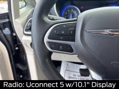 Used 2023  Chrysler Pacifica Touring L FWD at Drive Now Westlake near Westlake&comma; OH