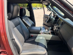 Used 2017  Ford Expedition EL 4d SUV 4WD Platinum at Drive Now Westlake near Westlake&comma; OH