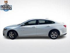 Used 2024  Chevrolet Malibu 4dr Sdn 1LT at Drive Now Westlake near Westlake&comma; OH