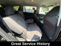 Used 2023  Toyota Highlander LE AWD &lpar;Natl&rpar; at Drive Now Westlake near Westlake&comma; OH