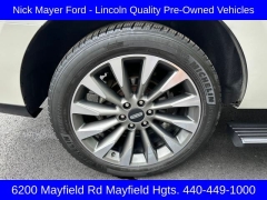 Used 2019 Lincoln Navigator 4d SUV 4WD Select at Drive Now Westlake near Westlake, OH