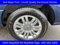 Used 2011  Lincoln Navigator 4d SUV 4WD at Drive Now Westlake near Westlake&comma; OH