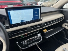 Used 2025  Lincoln Corsair Premiere AWD at Drive Now Westlake near Westlake&comma; OH