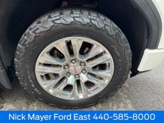 Used 2019  GMC Sierra 1500 4WD Crew Cab 147" Denali at DriveNow Mayfield near Mayfield Heights&comma; OH