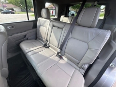 Used 2014  Honda Pilot 4d SUV 4WD EX-L at Drive Now Westlake near Westlake&comma; OH