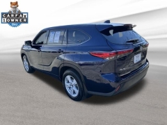 Used 2022  Toyota Highlander LE AWD at DriveNow Mayfield near Mayfield Heights&comma; OH