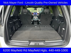 Used 2019 Lincoln Navigator 4d SUV 4WD Select at Drive Now Westlake near Westlake, OH