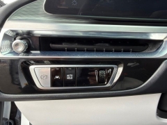 Used 2024  Cadillac LYRIQ AWD 4dr Luxury w&sol;1SC at Drive Now Westlake near Westlake&comma; OH