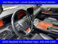 Used 2019 Lincoln Navigator 4d SUV 4WD Select at Drive Now Westlake near Westlake, OH