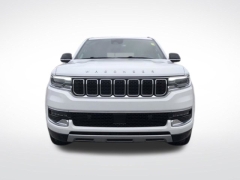 Used 2024  Jeep Wagoneer L Series II 4x2 &ast;Ltd Avail&ast; at Drive Now Westlake near Westlake&comma; OH