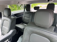 Used 2022  Lincoln Navigator L Black Label 4x4 at DriveNow Mayfield near Mayfield Heights&comma; OH