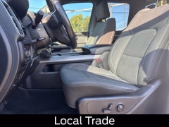 Used 2021  Ram 1500 Big Horn 4x4 Quad Cab 6'4" Box at Drive Now Westlake near Westlake&comma; OH