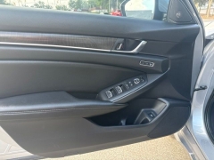 Used 2019  Honda Accord Sedan 4d EX-L 1&period;5L at Drive Now Westlake near Westlake&comma; OH