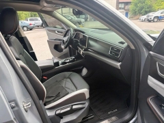 Used 2024  Volkswagen Atlas 2&period;0T Peak Edition SE w&sol;Tech 4MOTION at DriveNow Mayfield near Mayfield Heights&comma; OH