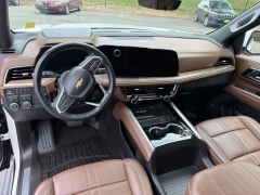 Used 2025  Chevrolet Suburban 4WD 4dr High Country at Drive Now Westlake near Westlake&comma; OH