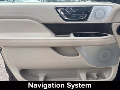 Used 2021  Lincoln Navigator Reserve 4x4 at Drive Now Westlake near Westlake&comma; OH