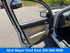 Used 2012  Lincoln MKZ 4d Sedan FWD at Drive Now Westlake near Westlake&comma; OH
