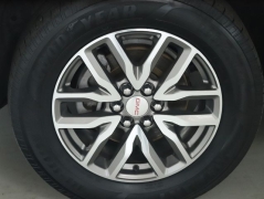 Used 2019  GMC Acadia 4d SUV AWD SLE-2 V6 at DriveNow Mayfield near Mayfield Heights&comma; OH