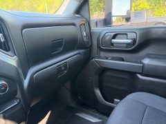 Used 2022  Chevrolet Silverado 2500HD 4WD Crew Cab 159" Custom at Drive Now Westlake near Westlake&comma; OH