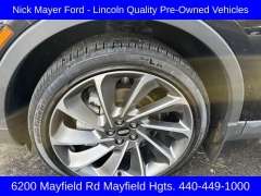 Used 2022  Lincoln Nautilus Reserve AWD at DriveNow Mayfield near Mayfield Heights, OH