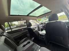 Used 2024  Volkswagen Atlas 2&period;0T Peak Edition SE w&sol;Tech 4MOTION at DriveNow Mayfield near Mayfield Heights&comma; OH