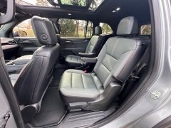 Used 2024  GMC Acadia AWD 4dr AT4 at Drive Now Westlake near Westlake&comma; OH